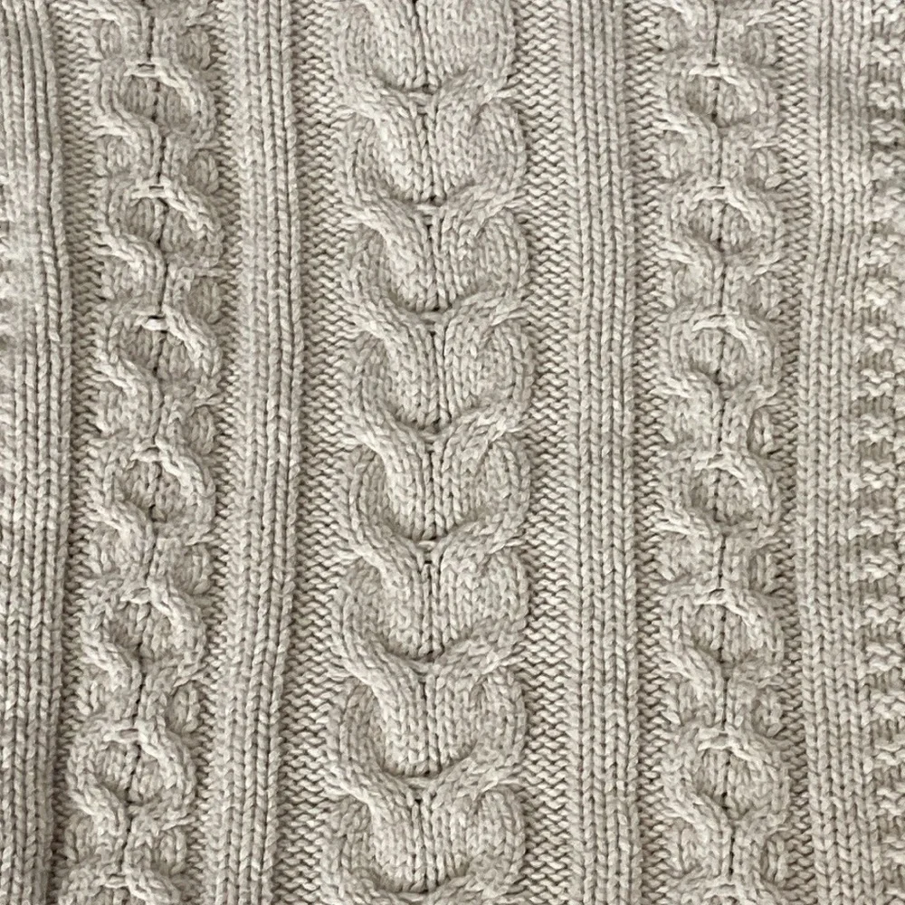 GAP Kids cream cable knit sweater boys XSmall faux fur preppy gorpcore classic